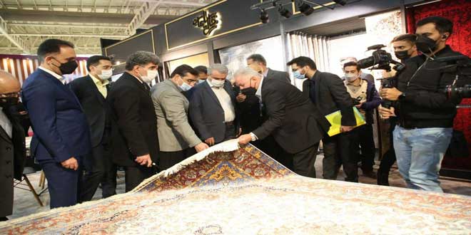 Minister Samat visited the International Exhibition of Flooring Carpet Carpet - بازدید وزیر صمت از نمایشگاه بین المللی کفپوش، موکت، فرش ماشینی