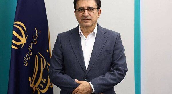 02154 600x330 - دبیر شورای فرهنگ عمومی: پوشاک ایرانی نماد تمدن و هویت ملی است